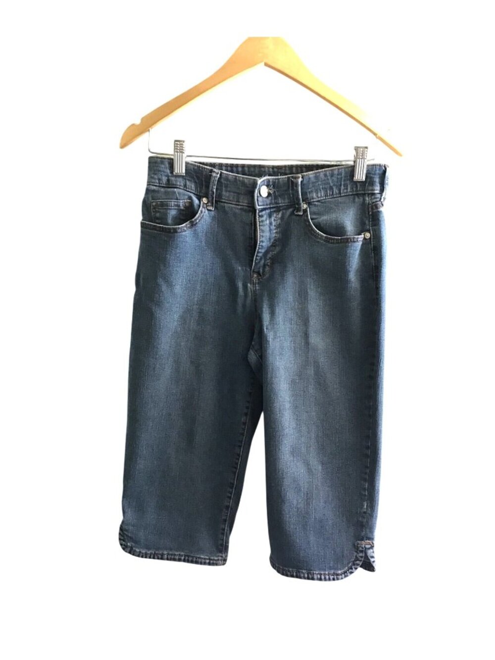 GLORIA VANDERBILT - WOMEN MEDIUM WASH SLIM CAPRI JEANS SIZE 8
